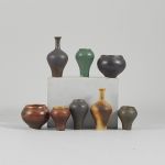 592086 Miniature vases